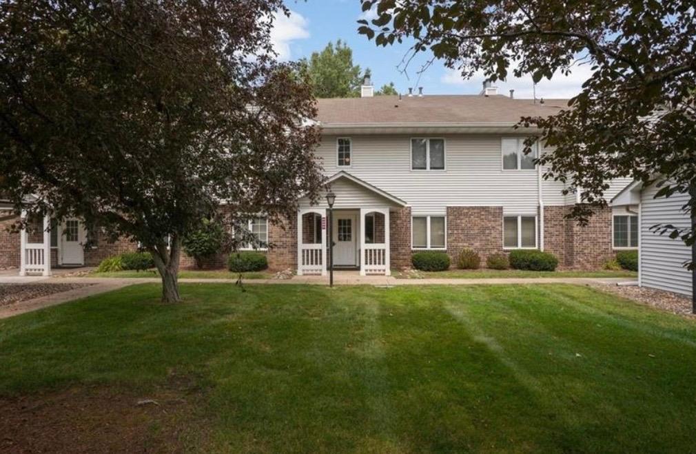 Photo of 3575 Blue Jay Way #202, Eagan, MN 55123 (MLS # 7161334)