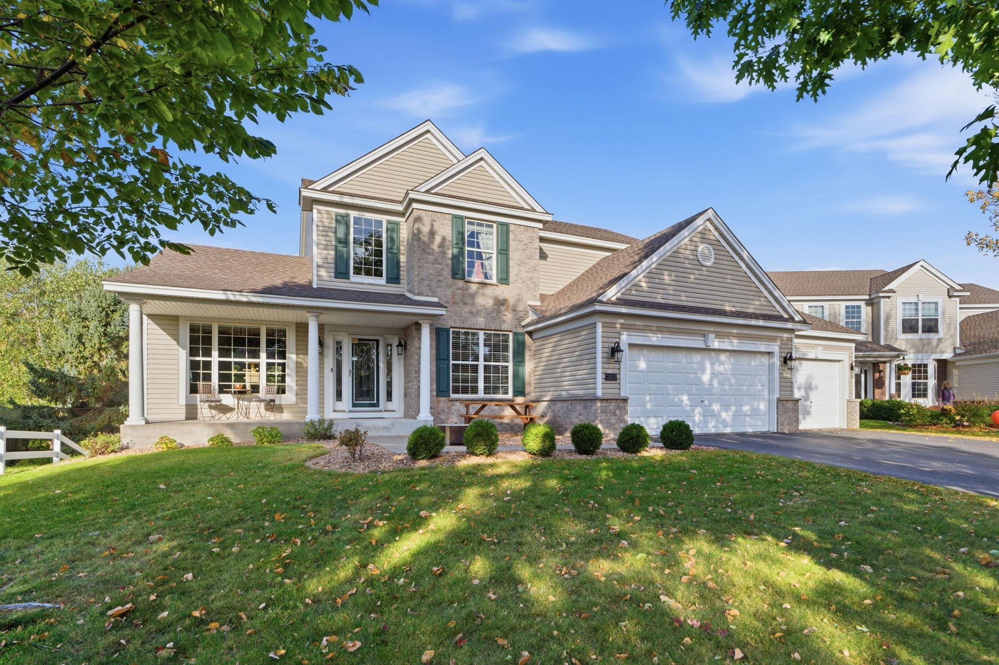 2421 Golf Place