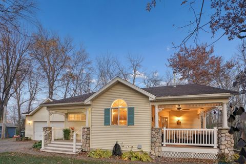 135 Hunters Path Annandale MN 55302