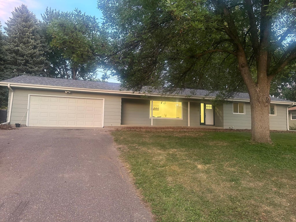 Photo of 9068 Rice Lake Road, Maple Grove, MN 55369 (MLS # 7123494)