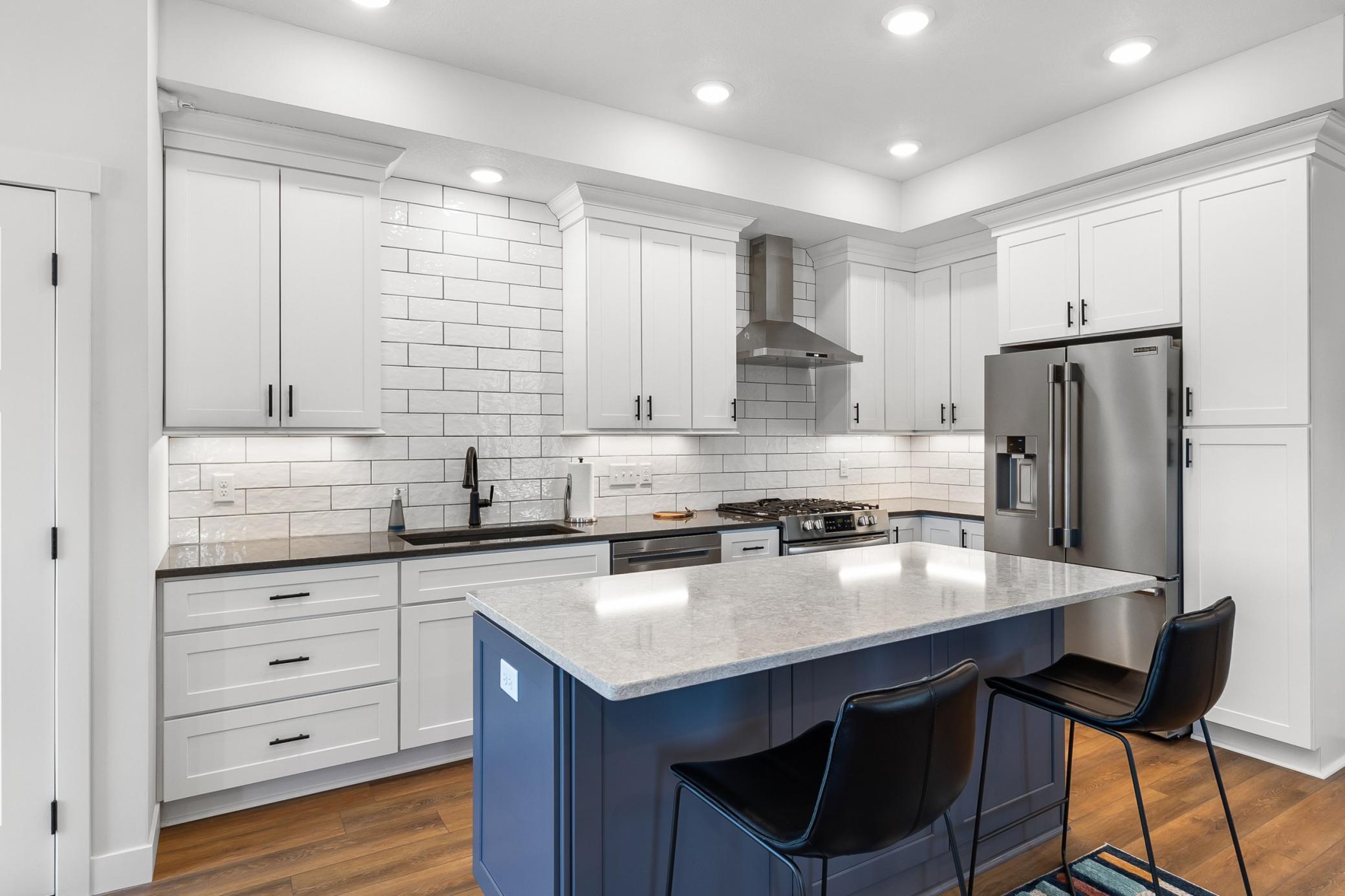 517 2nd Street 303
