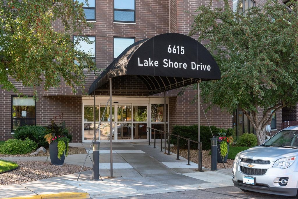 Photo of 6615 Lake Shore Drive S #705, Richfield, MN 55423 (MLS # 7042753)