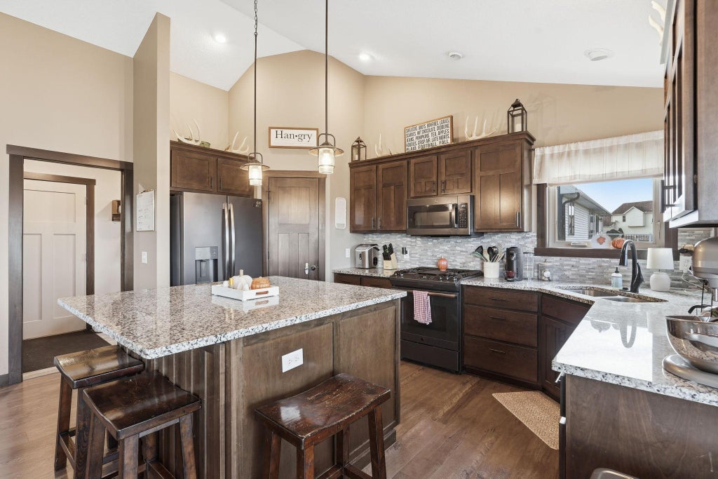 Photo of 1633 Beaver Way, New Richmond, WI 54017 (MLS # 7164555)
