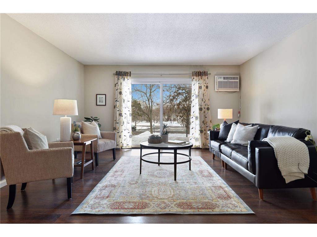 10211 Cedar Lake Road 109