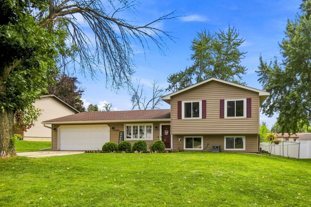 Photo of 635 23rd Street NE, Owatonna, MN 55060 (MLS # 7133872)