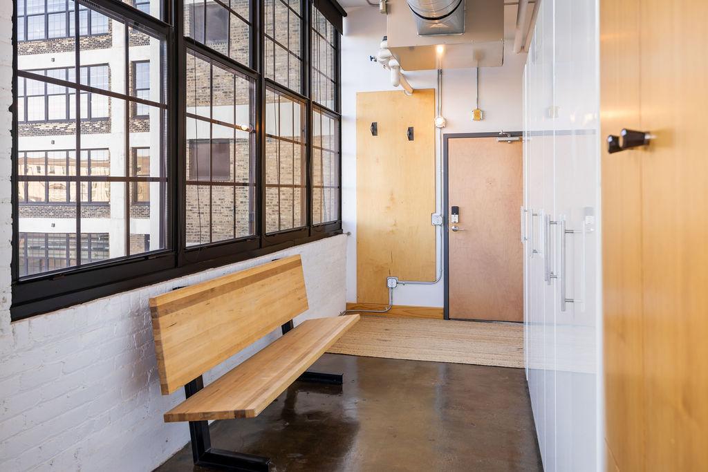 500 Robert Street N 519