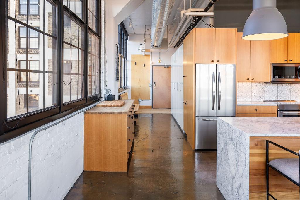 500 Robert Street N 519