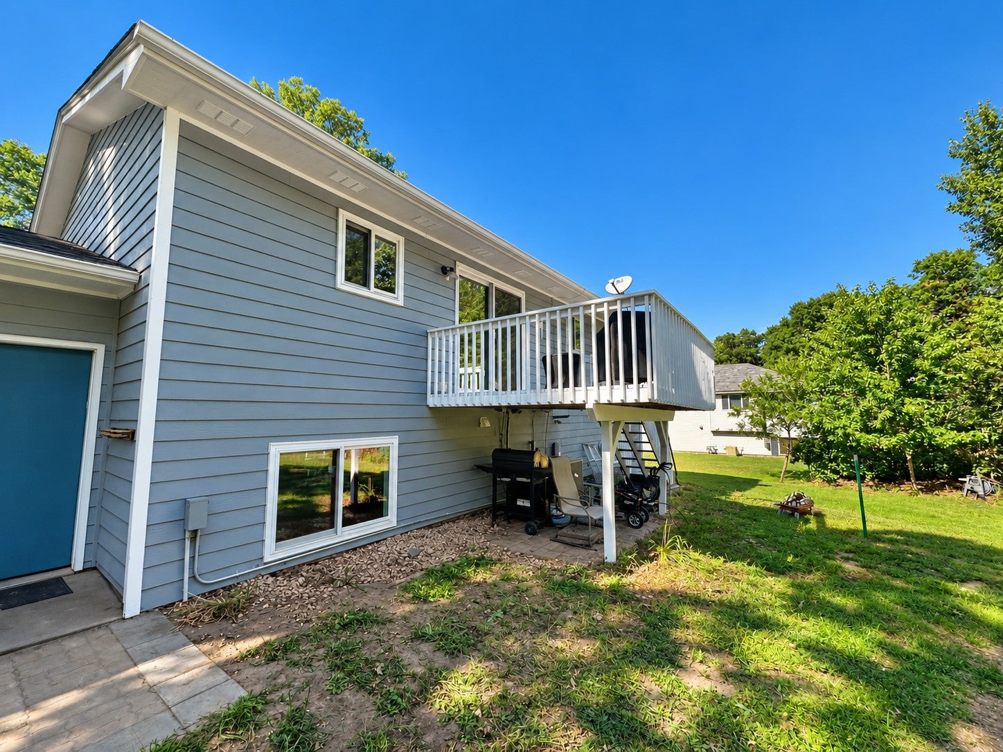 13392 Honeysuckle Way