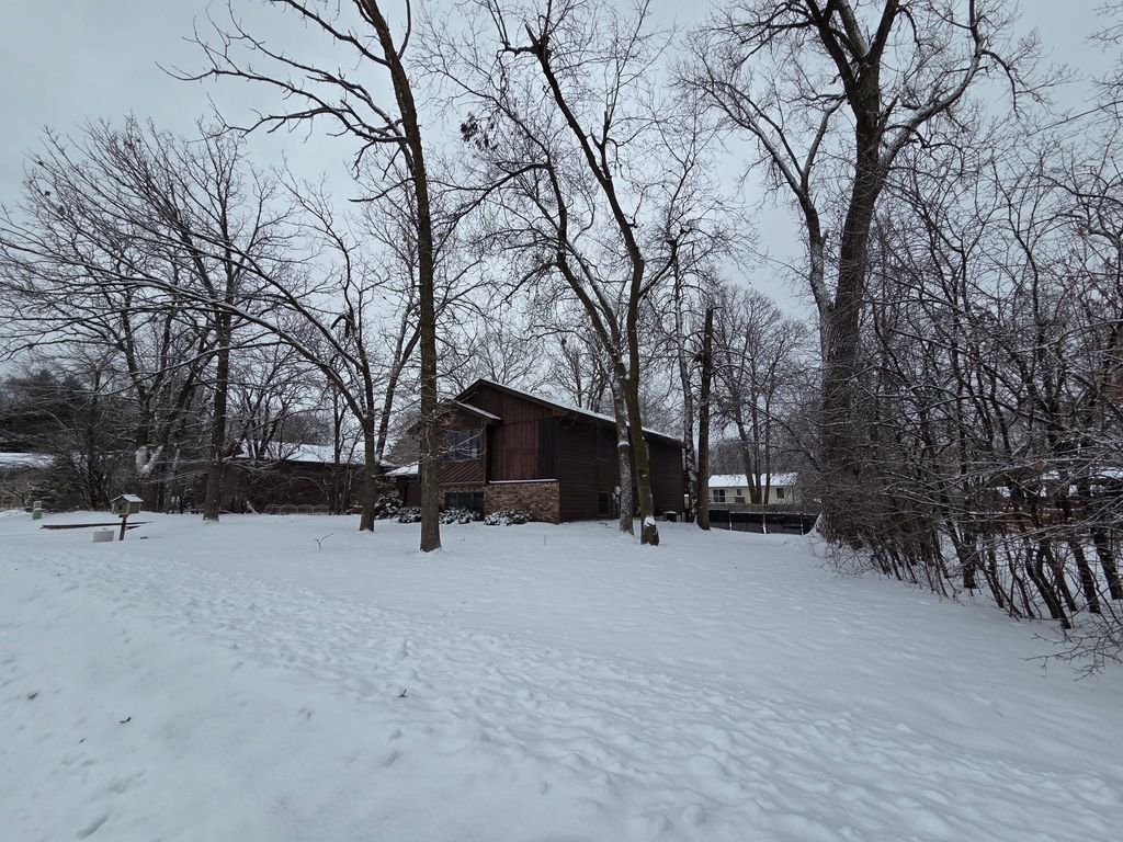 Photo of 706 Fox Tree Lane N, Hudson, WI 54016 (MLS # 7004472)
