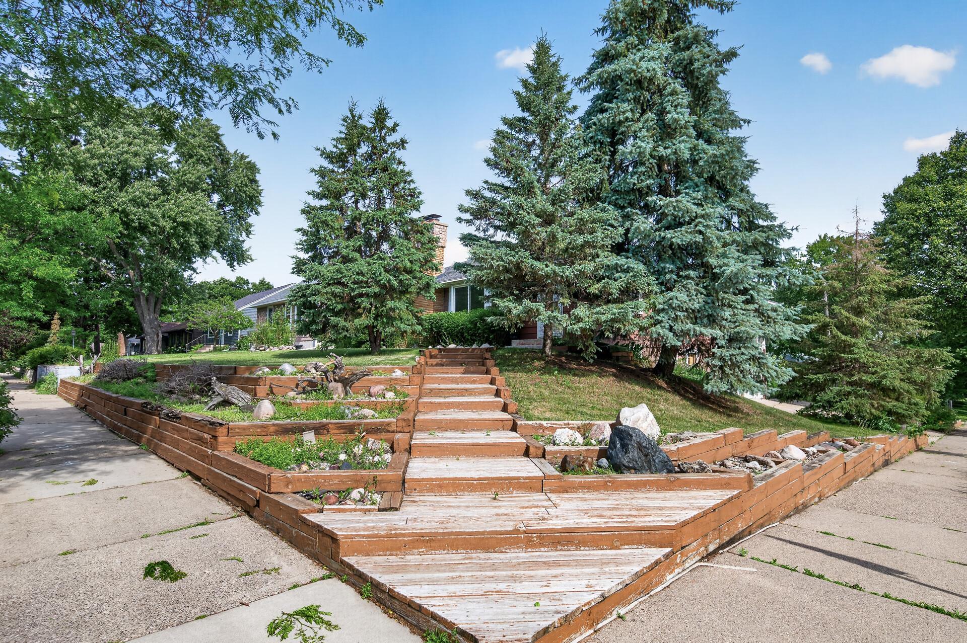2600 W 60th Street