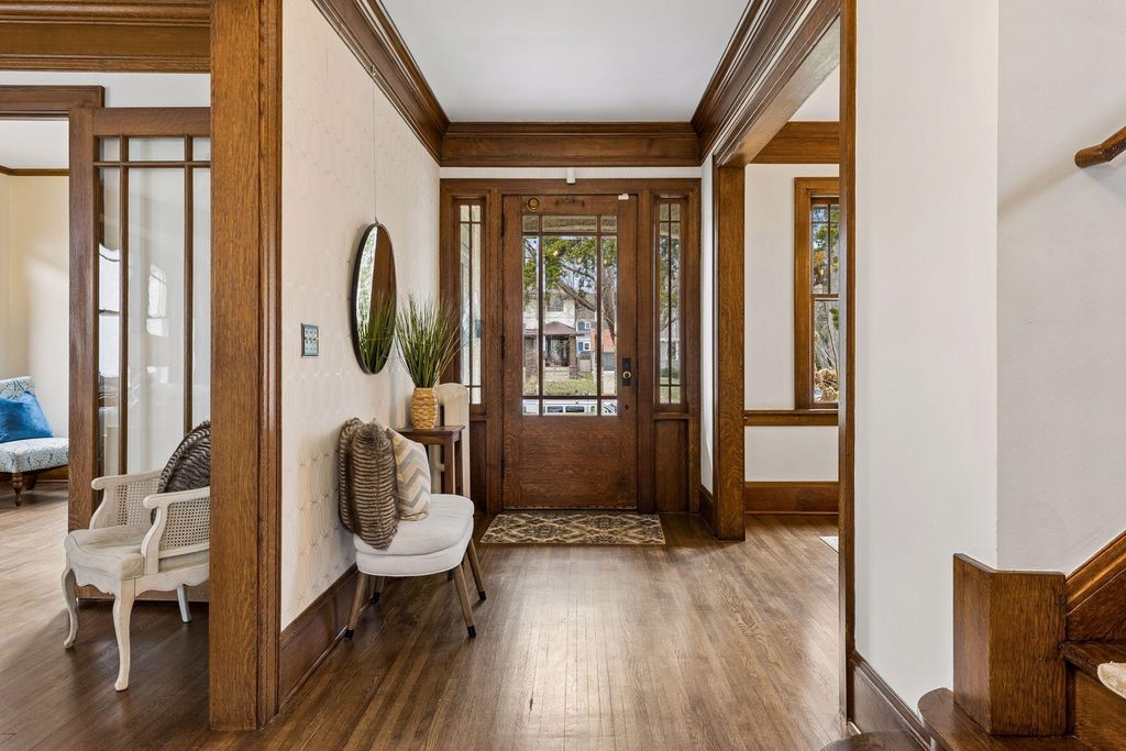 Photo of 5051 Lyndale Avenue S, Minneapolis, MN 55419 (MLS # 7042328)