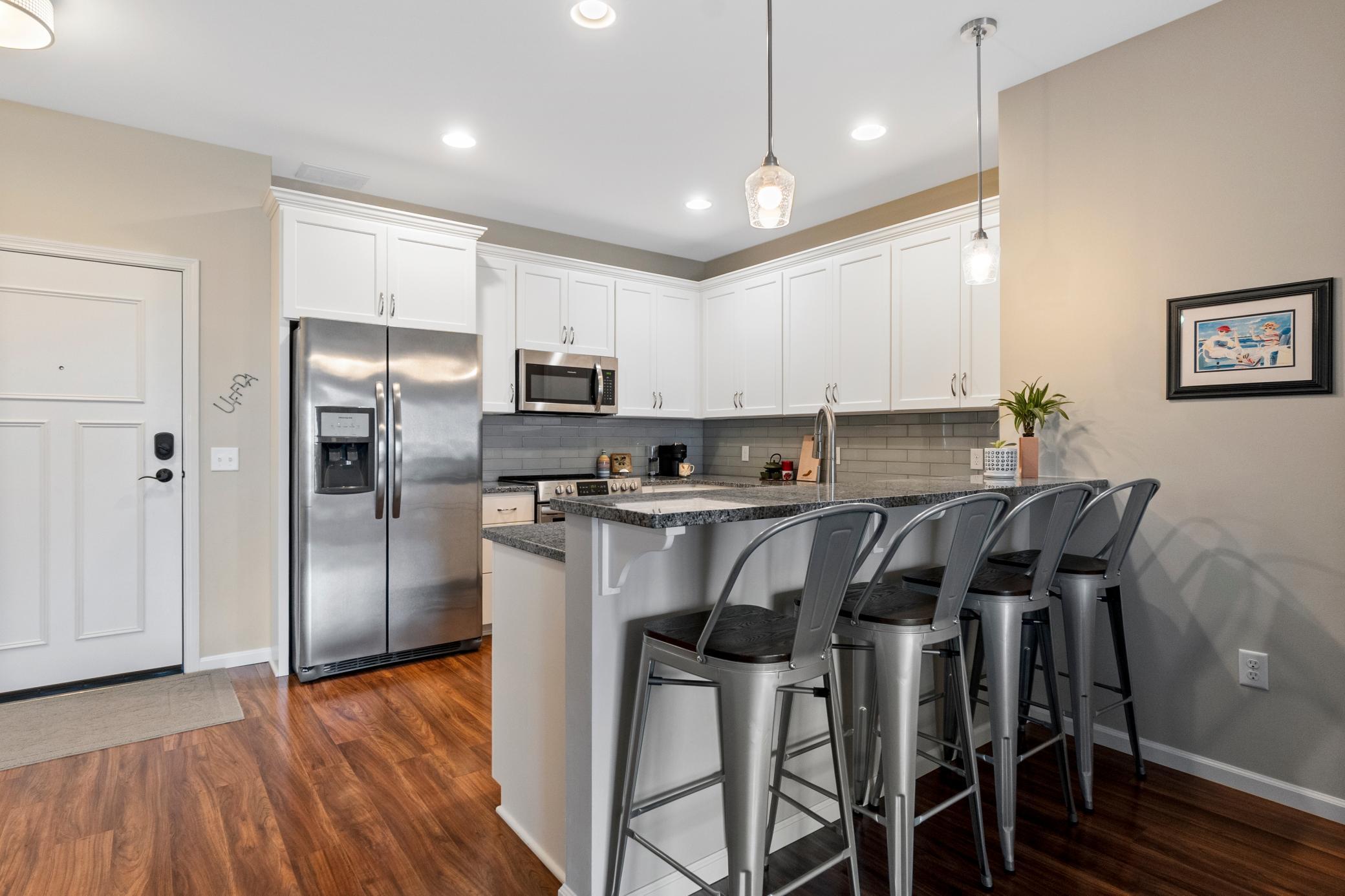 279 Minnesota Avenue W 203