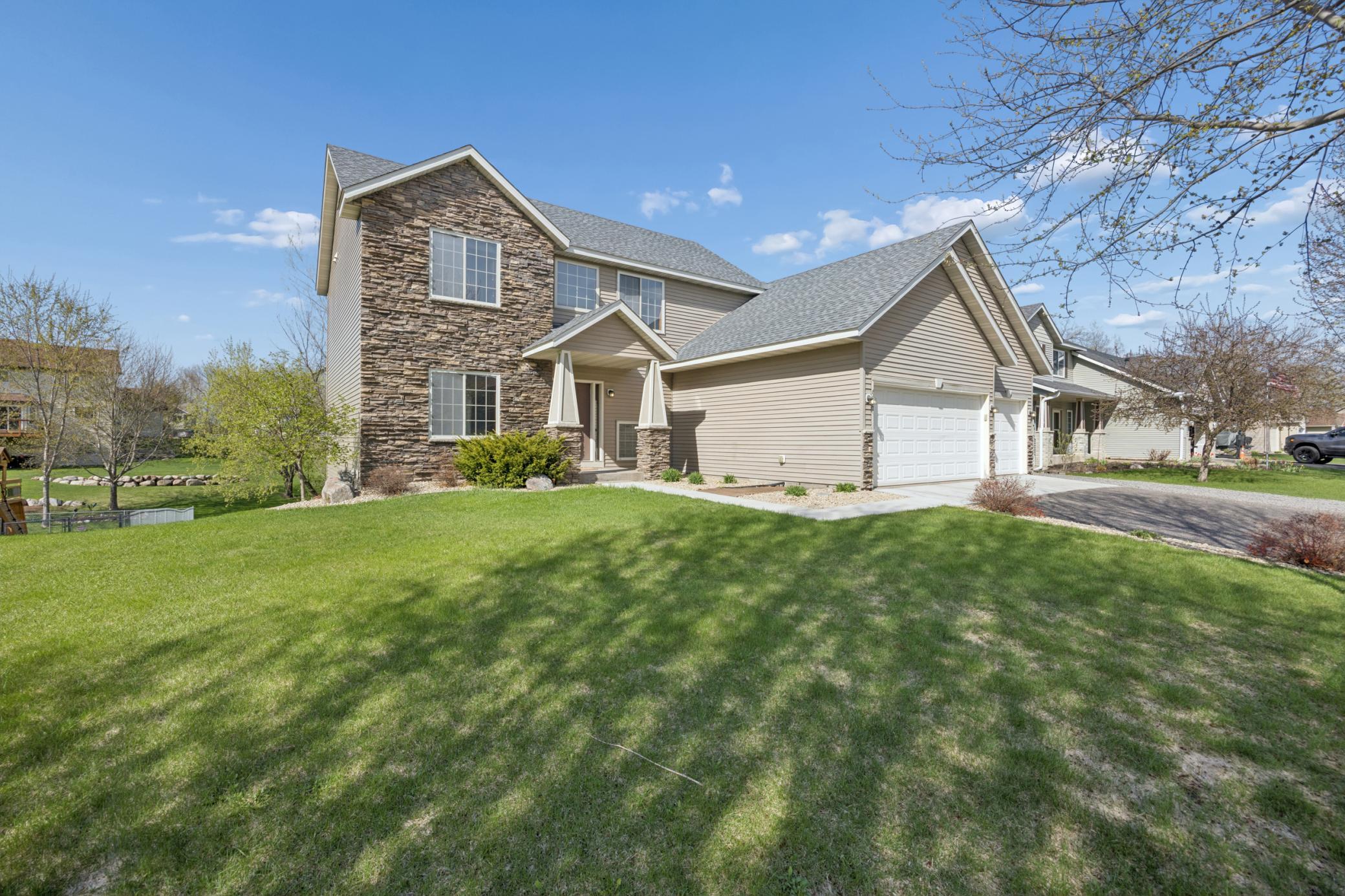 6657 E Oak Drive