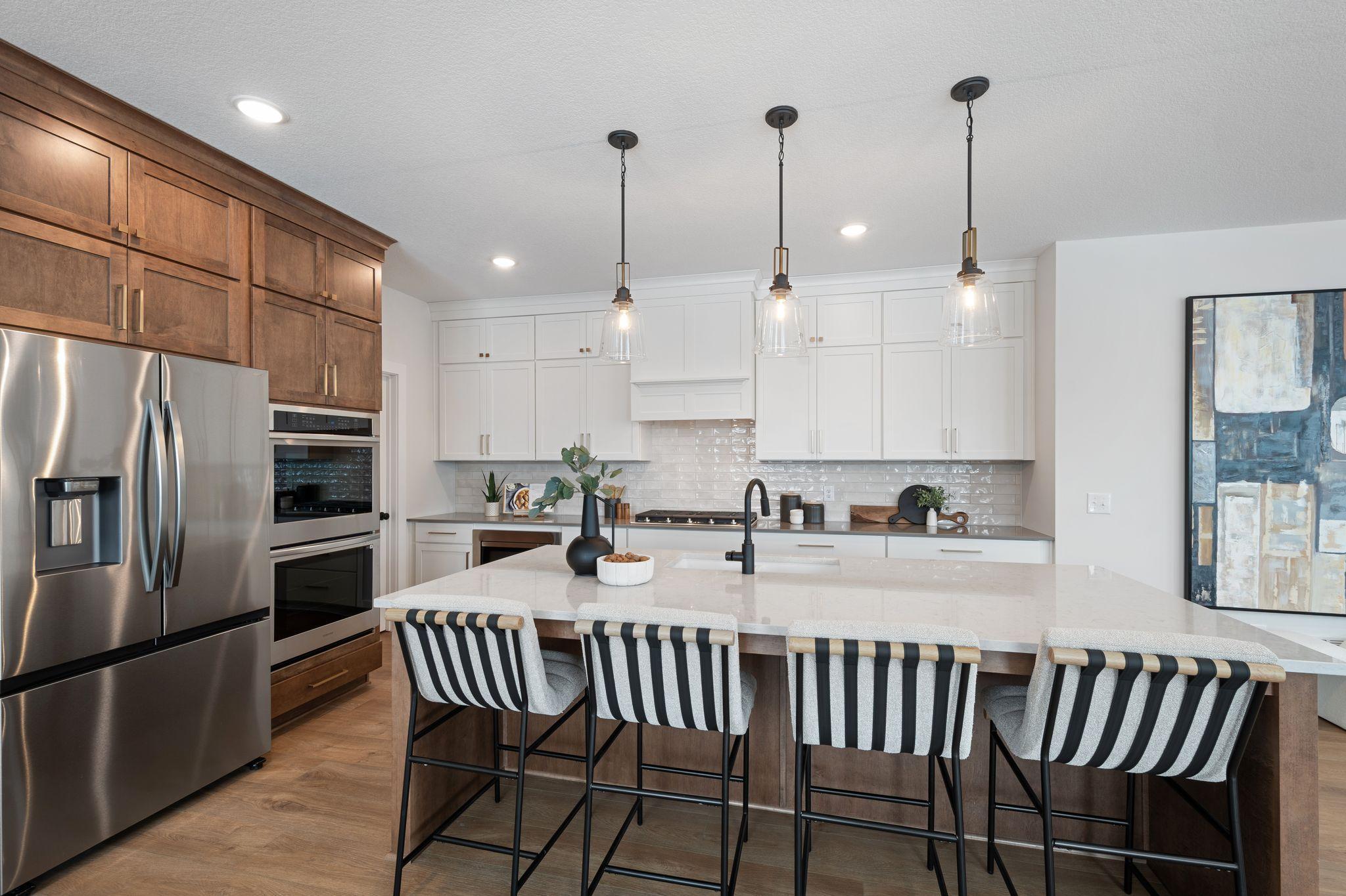 10184 Queensland Lane N