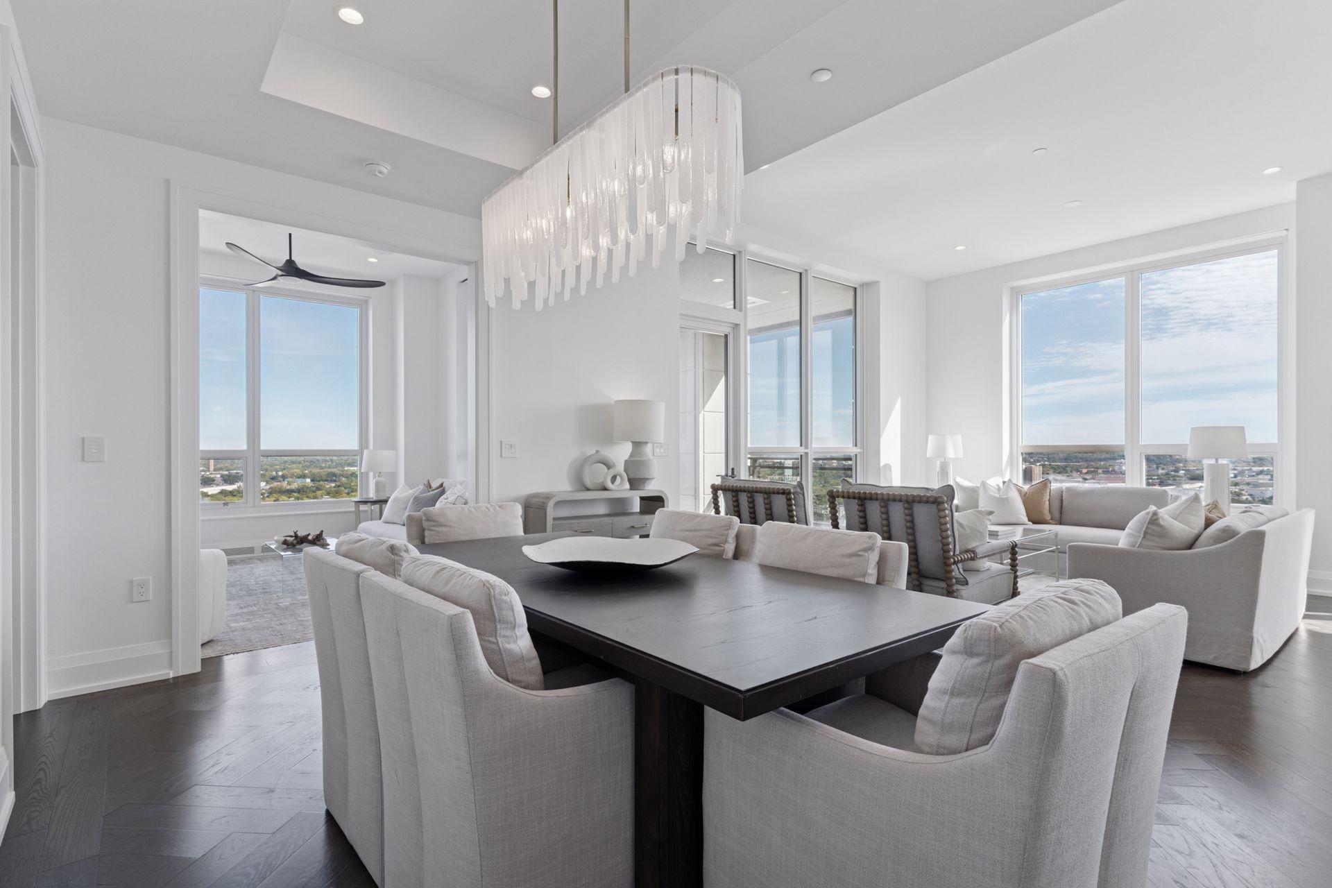 1111 W River Parkway 26C