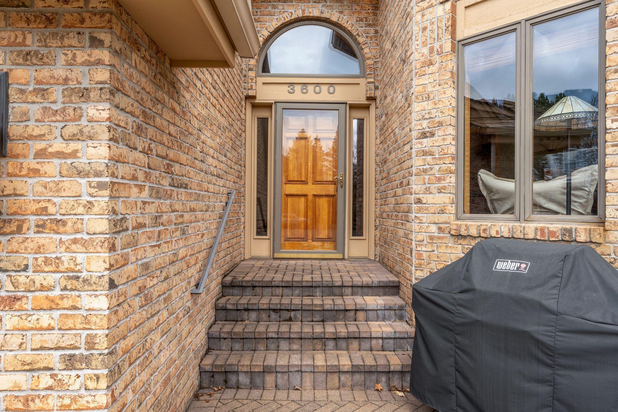 3600 Rae Lane