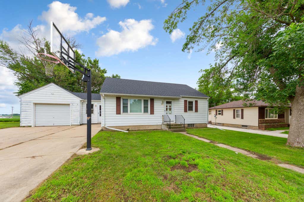 Photo of 531 1st Street SW, New Richland, MN 56072 (MLS # 7101541)
