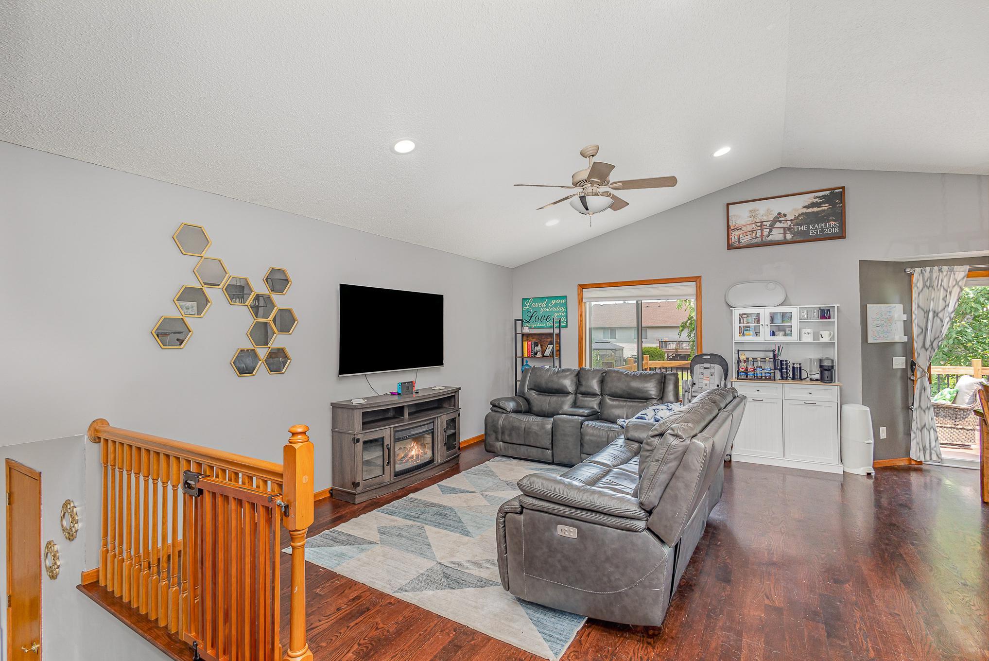 4807 190th Street W