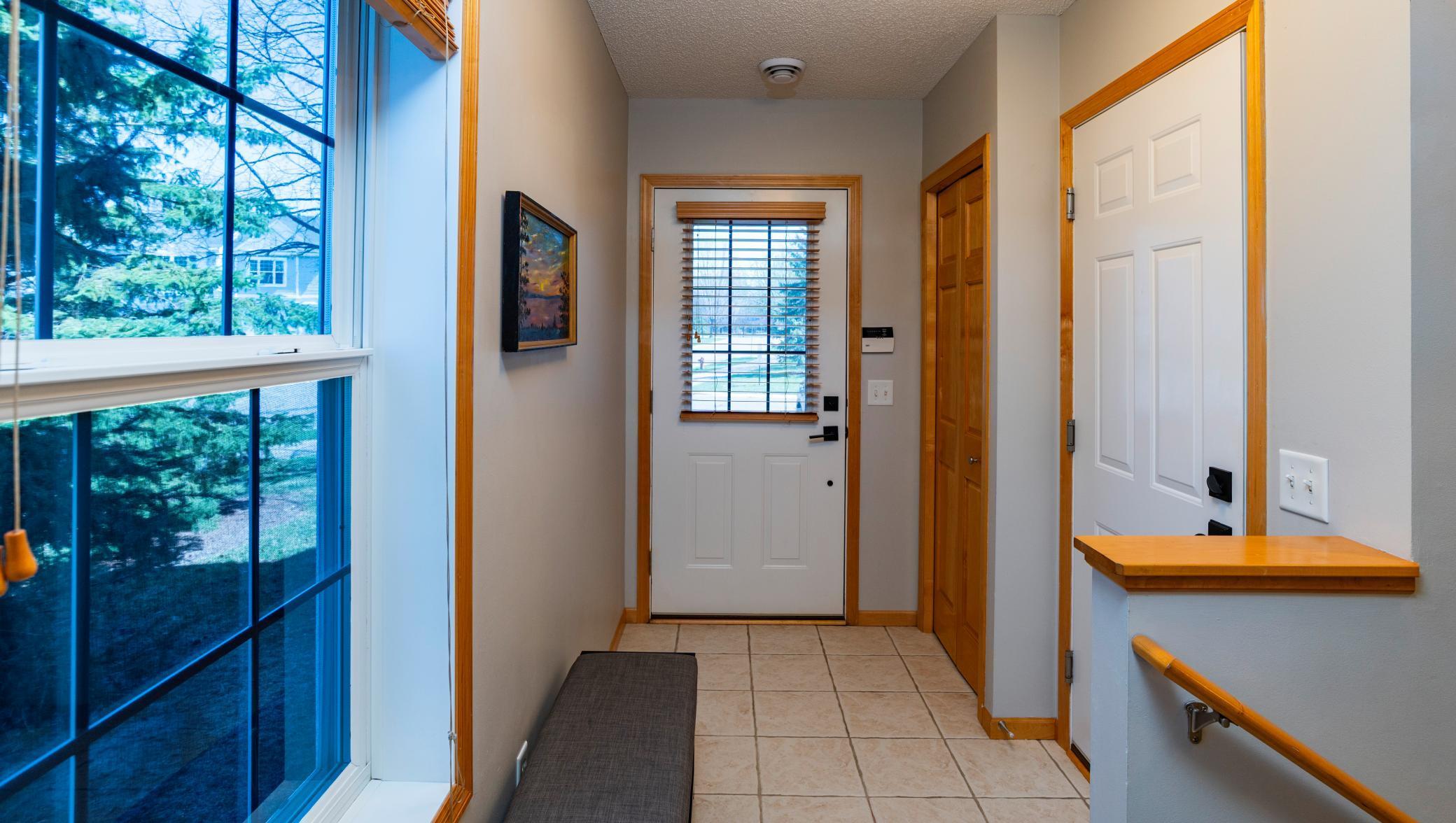 2204 Saint Johns Circle