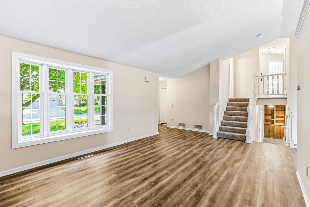 Photo of 2176 Leyland Alcove, Woodbury, MN 55125 (MLS # 7086424)