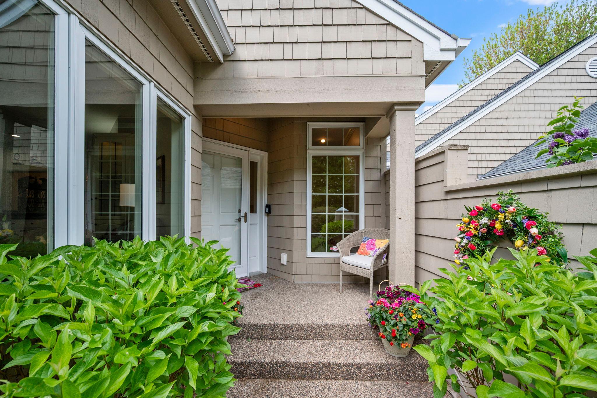 23760 Lawtonka Dr, Excelsior, MN, 55331, USA, 4 Bedrooms Bedrooms, ,3 BathroomsBathrooms,Townhouse,Pending,23760 Lawtonka Dr,7010981