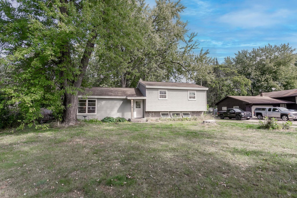 Photo of 1735 Birch Lake Avenue, White Bear Lake, MN 55110 (MLS # 7151735)