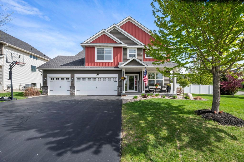 Photo of 6023 158th Street W, Apple Valley, MN 55124 (MLS # 7068149)