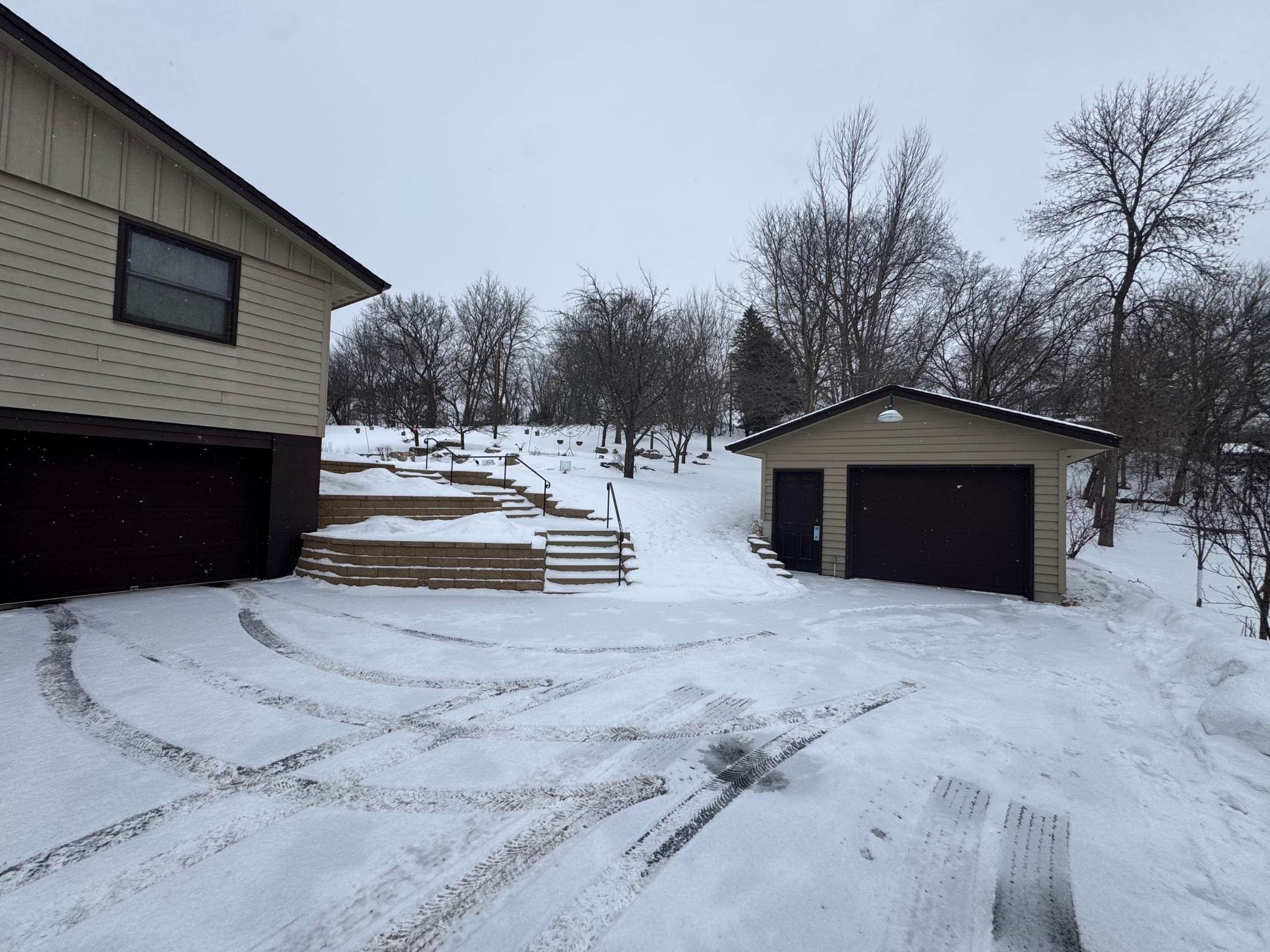 5733 Scenic Heights Drive