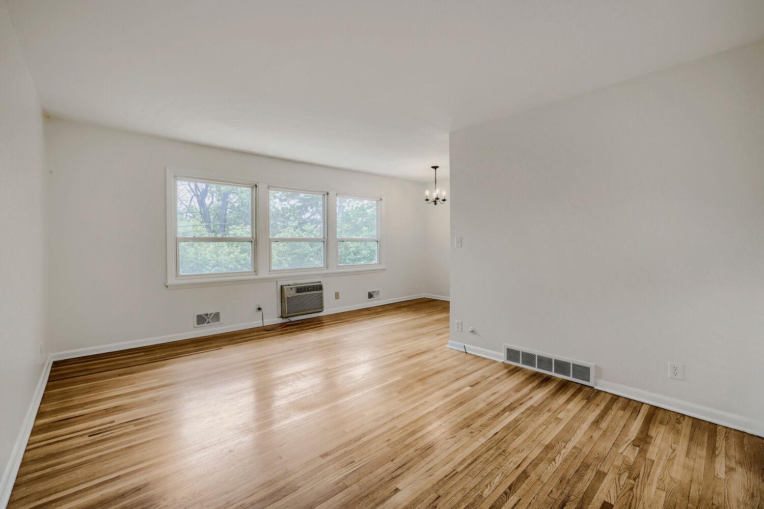 1366 Colonial Drive