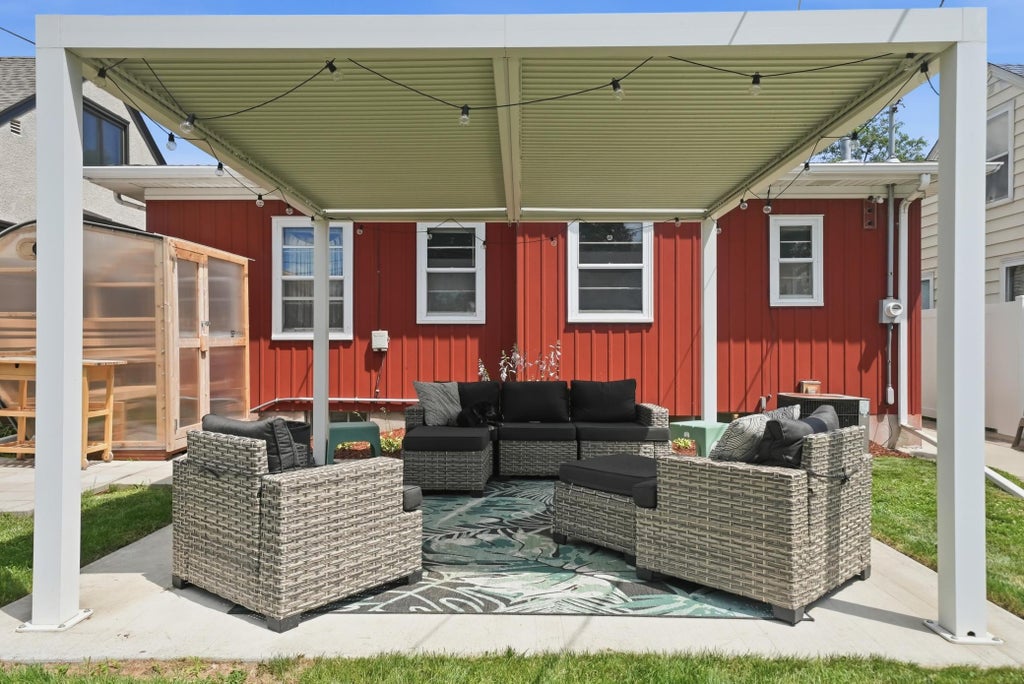 Photo of 5752 23rd Avenue S, Minneapolis, MN 55417 (MLS # 7159081)