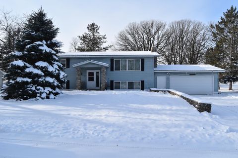 106 Pleasant Lane New York Mills MN 56567