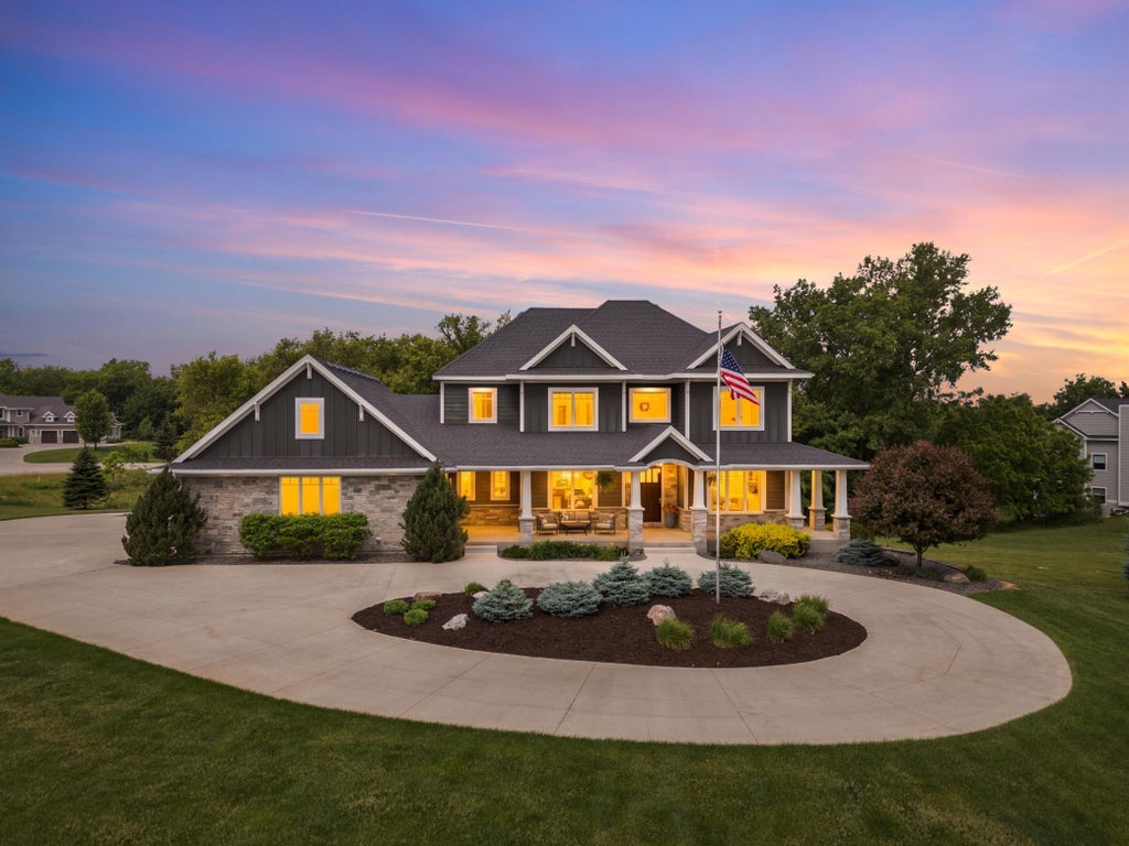 Photo of 5403 Cherry Woods Lane SW, Rochester, MN 55902 (MLS # 7088043)