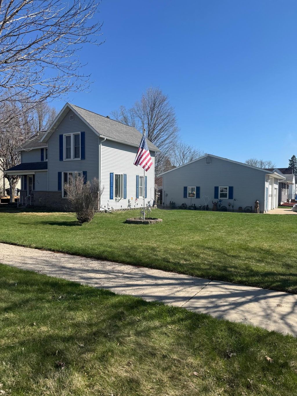 Photo of 240 Main Street W, Elgin, MN 55932 (MLS # 7057827)