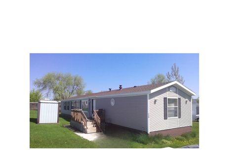 509 22 1/2 Street NW Stewartville MN 55976