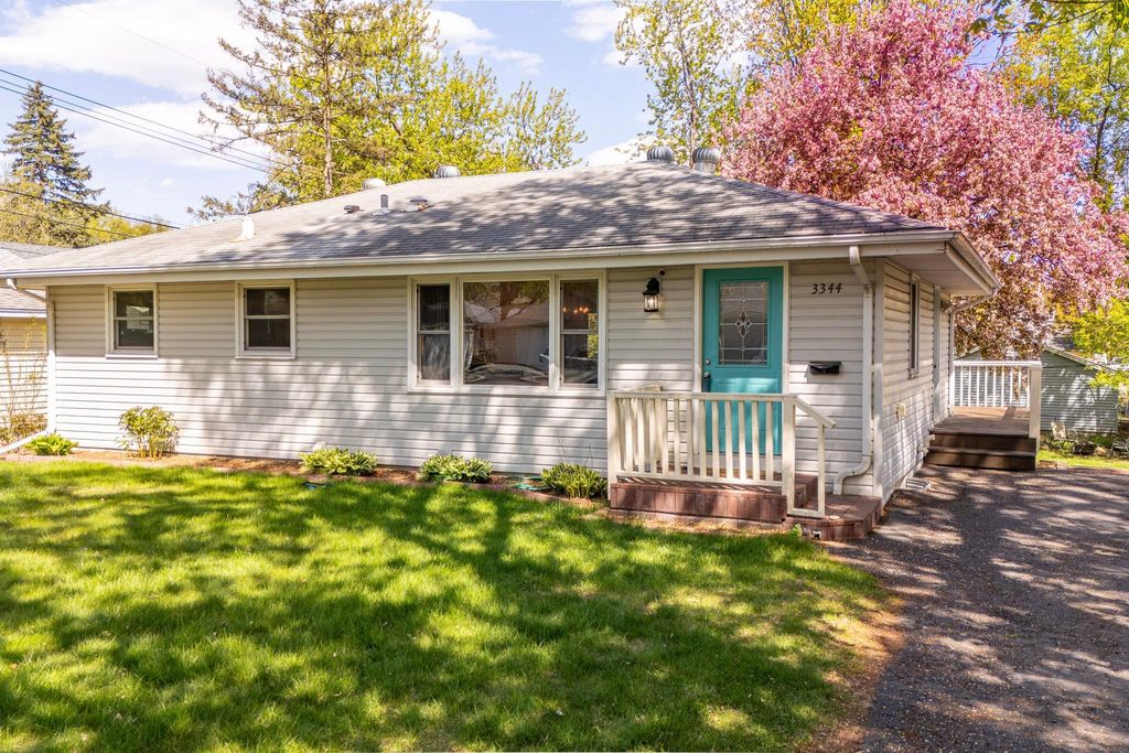 Photo of 3344 Brunswick Avenue N, Crystal, MN 55422 (MLS # 7071122)