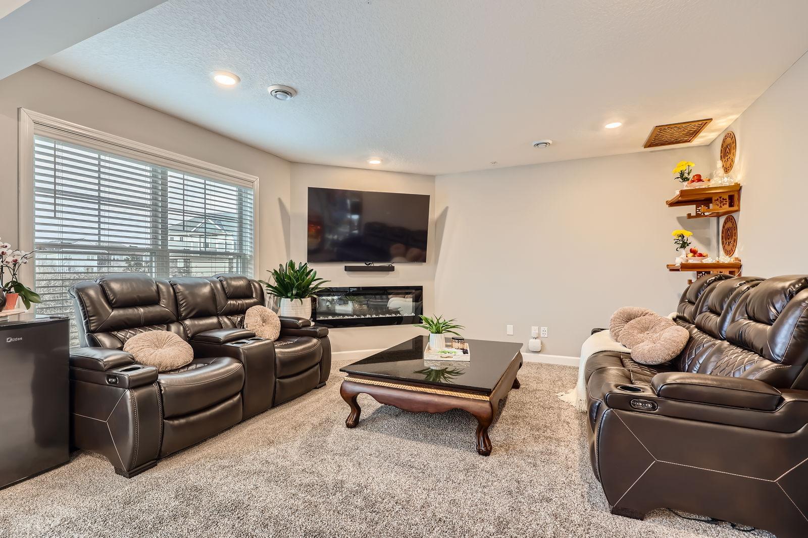 9508 Bridle Way