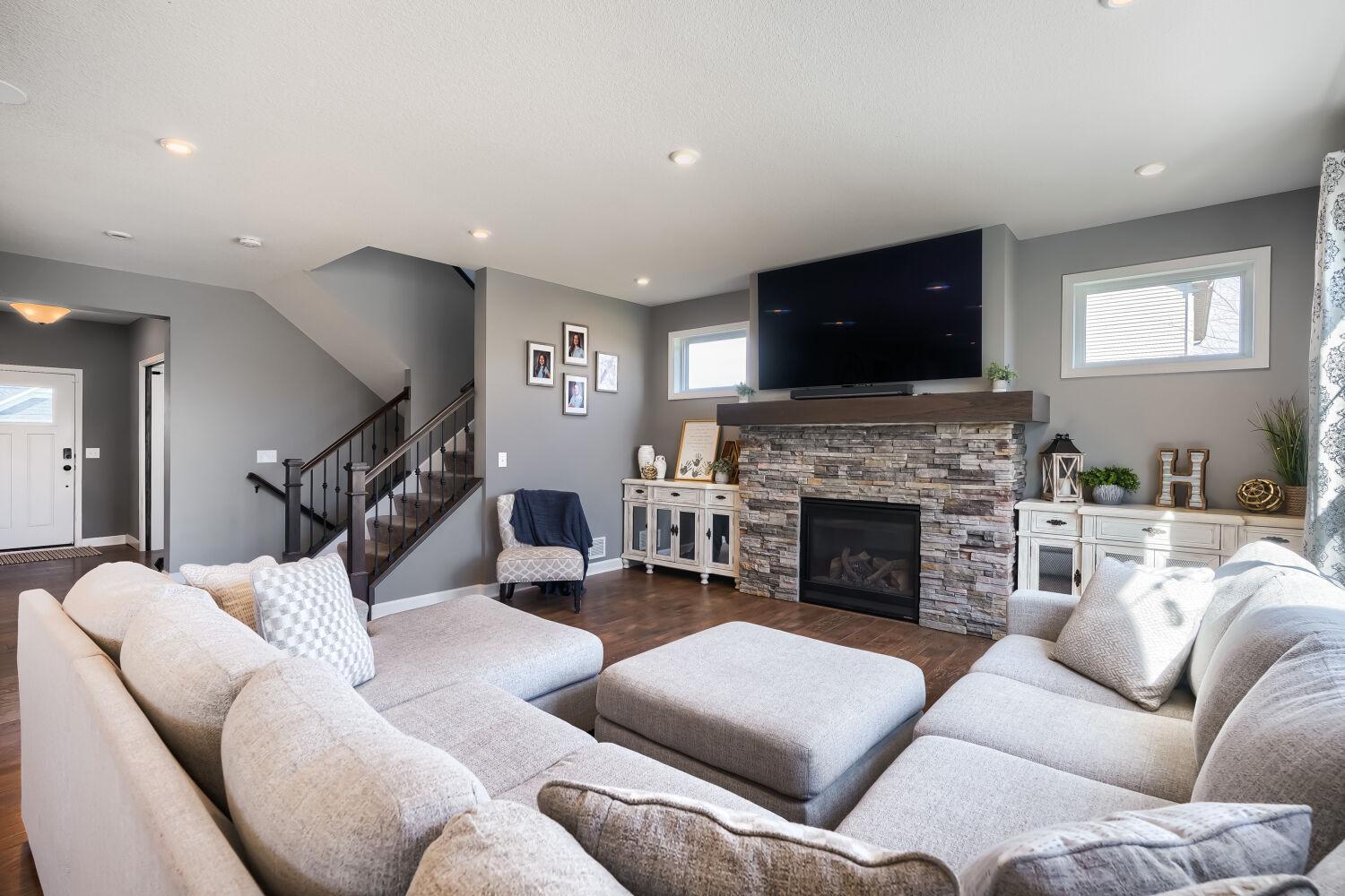 9787 Lower 8th Street