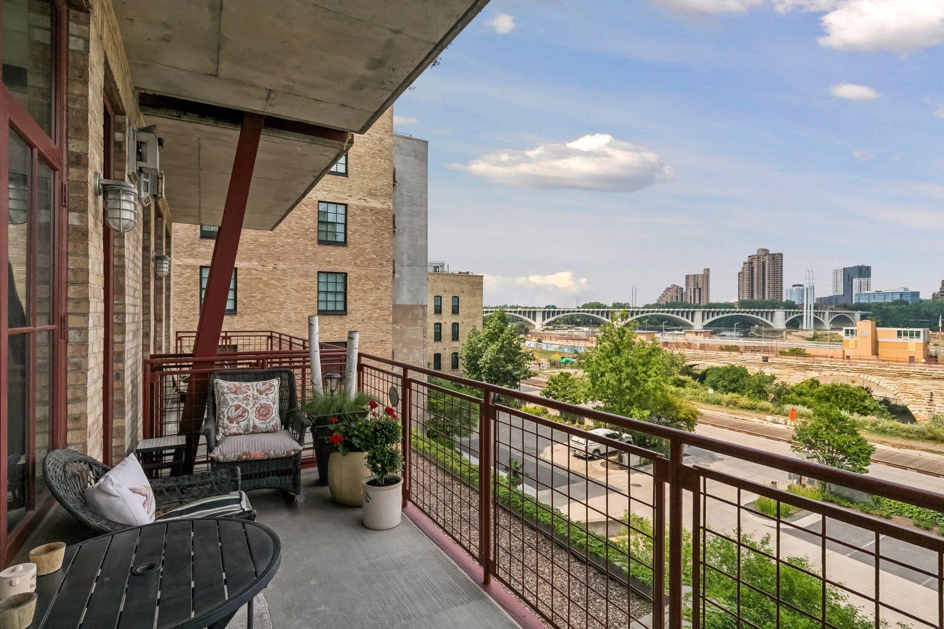 600 S 2nd Street S203