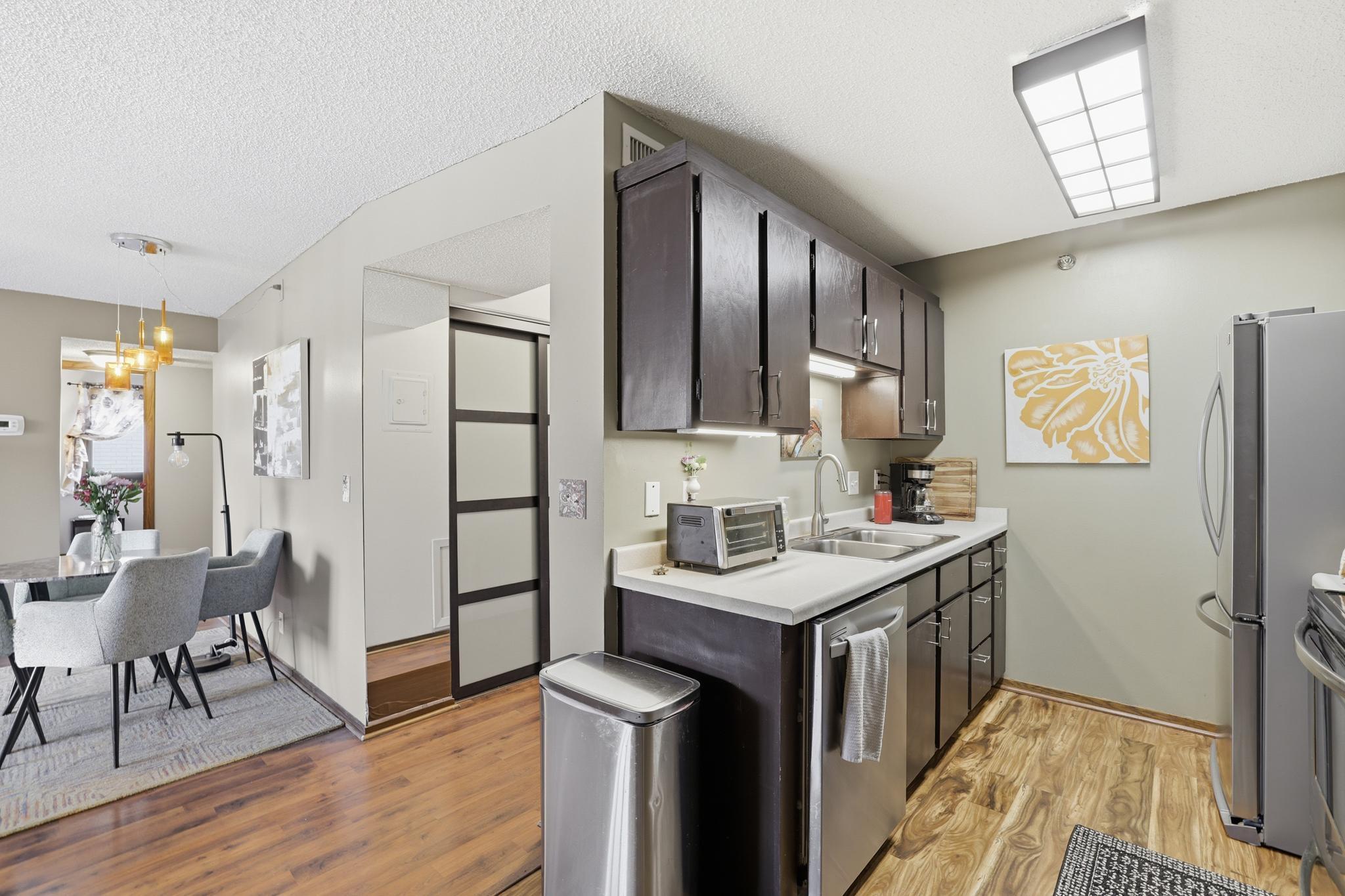 26 10th Street W 610