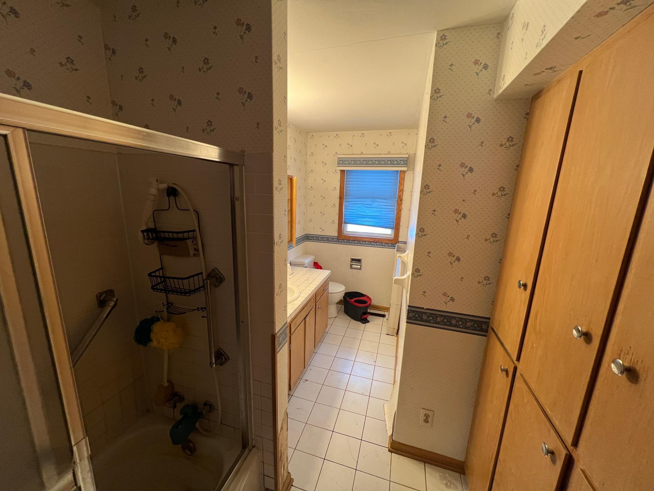 215 Madison Avenue SW