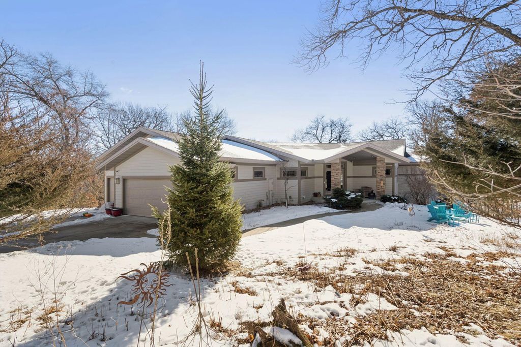 Photo of 6952 Oakmere Lane NW, Rochester, MN 55901 (MLS # 7019413)