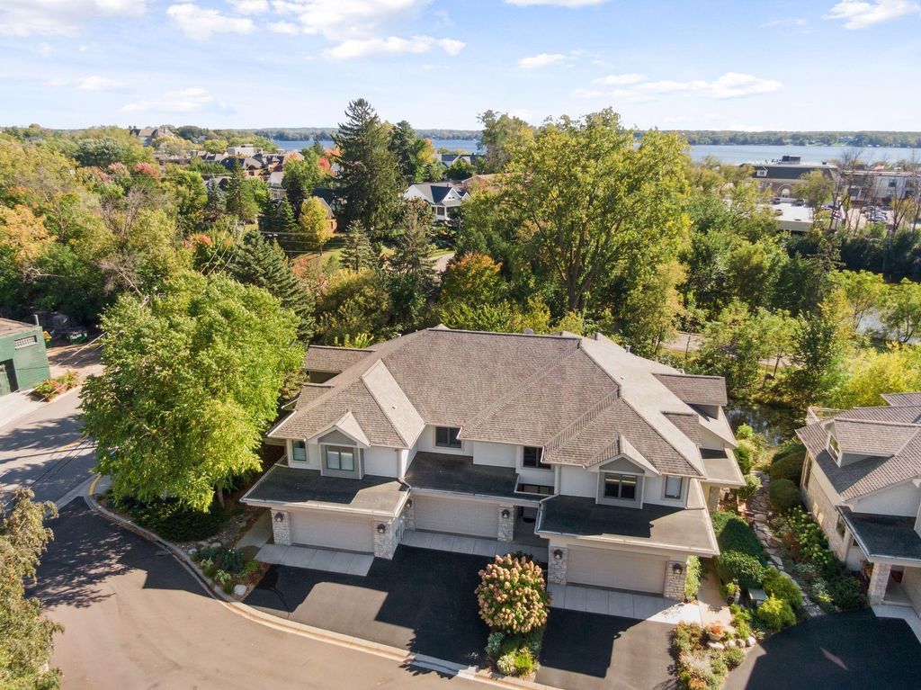 Photo of 296 Grace Pointe Court, Wayzata, MN 55391 (MLS # 6796665)
