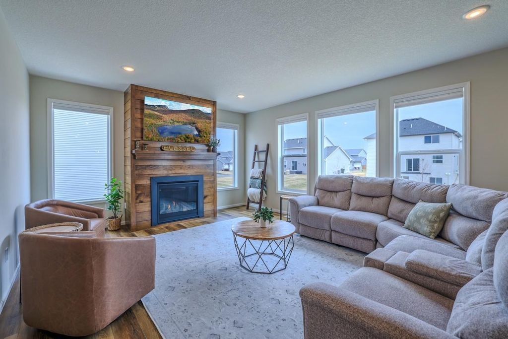 Photo of 14310 Aspen Avenue, Rosemount, MN 55068 (MLS # 7100407)