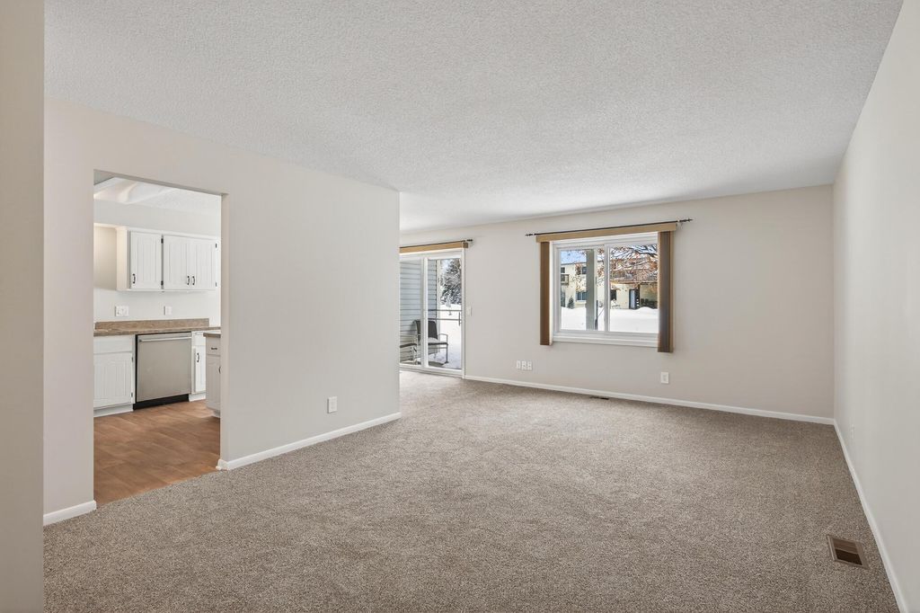 Photo of 4339 Buckingham Court #1106, Vadnais Heights, MN 55127 (MLS # 7000341)