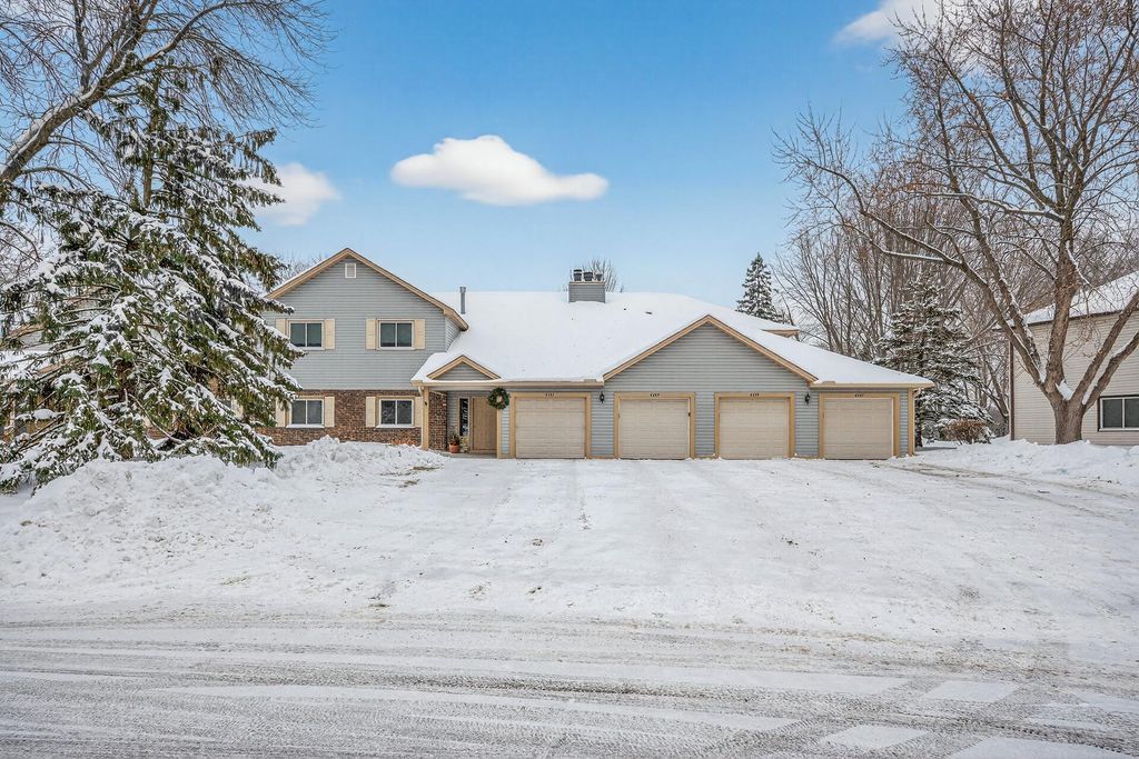 Photo of 4339 Buckingham Court #1106, Vadnais Heights, MN 55127 (MLS # 7000341)