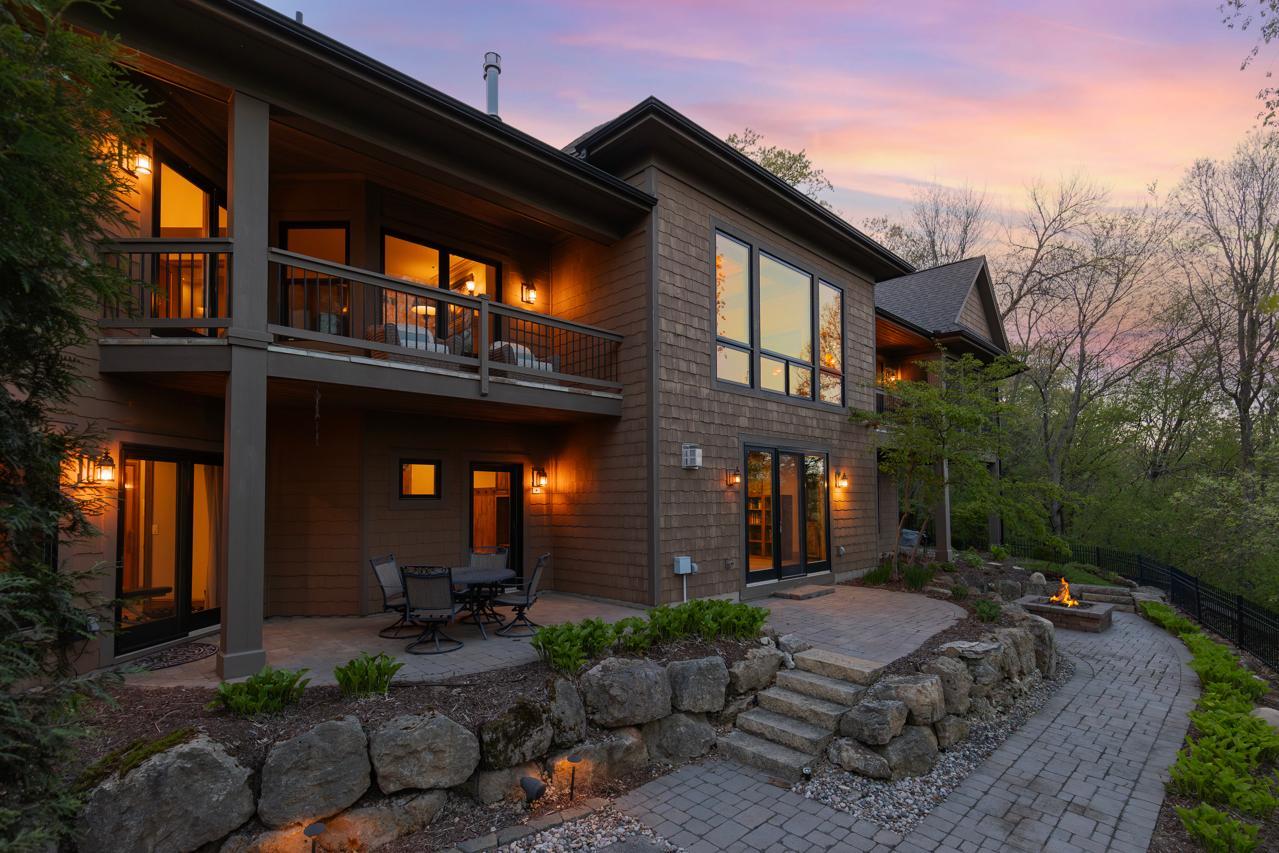 6823 Alpine Trail