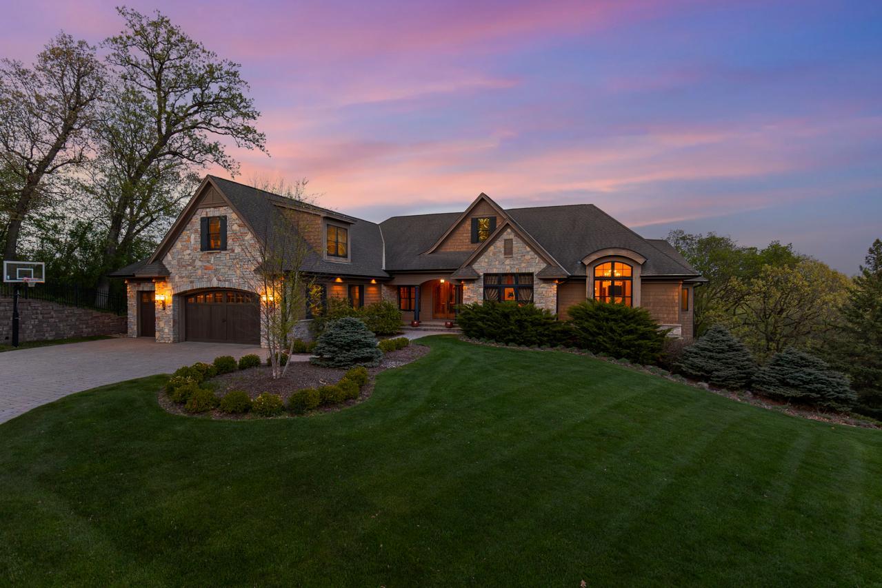 6823 Alpine Trail