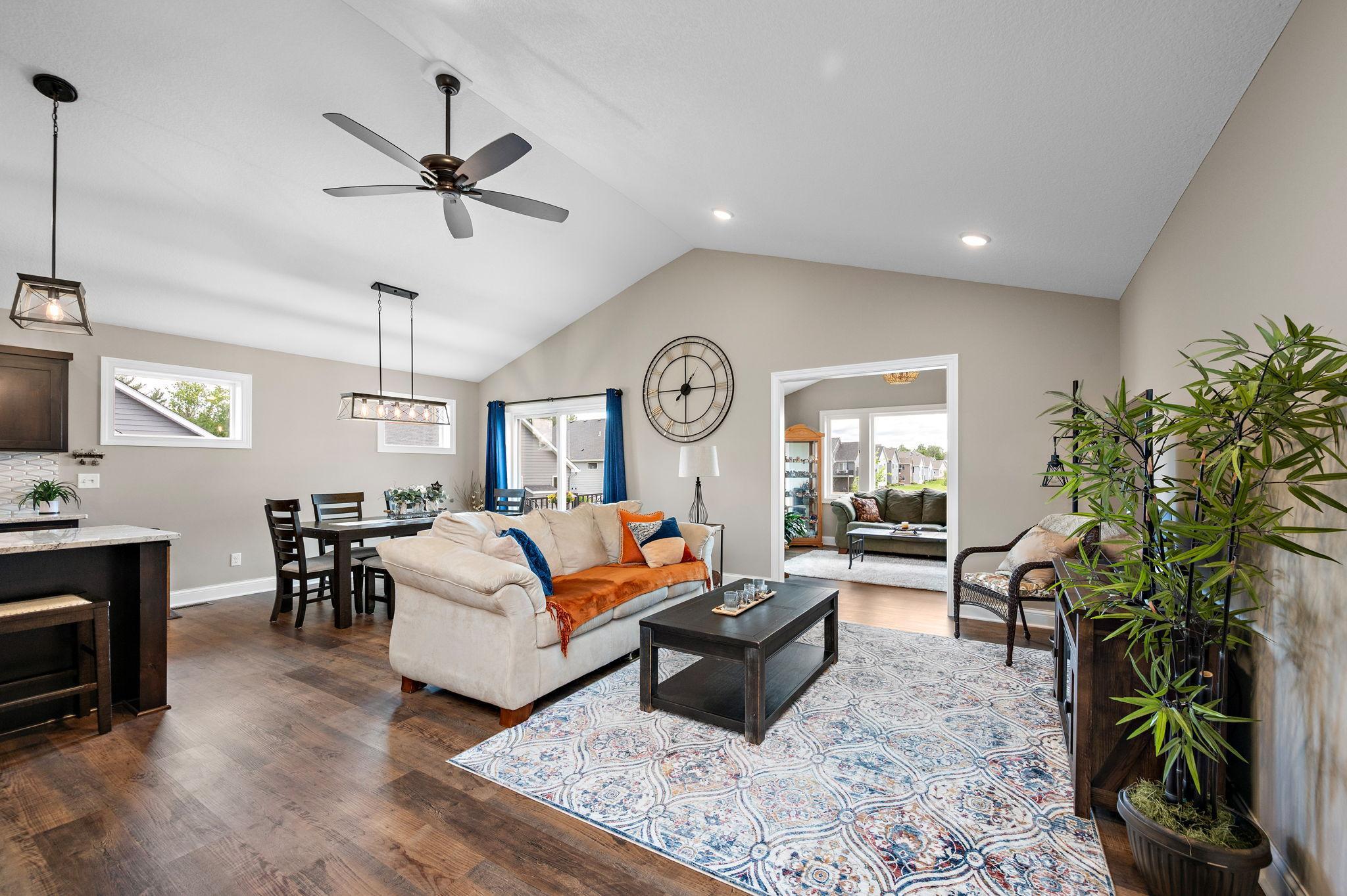 16057 Olive Street NW - Photo 4