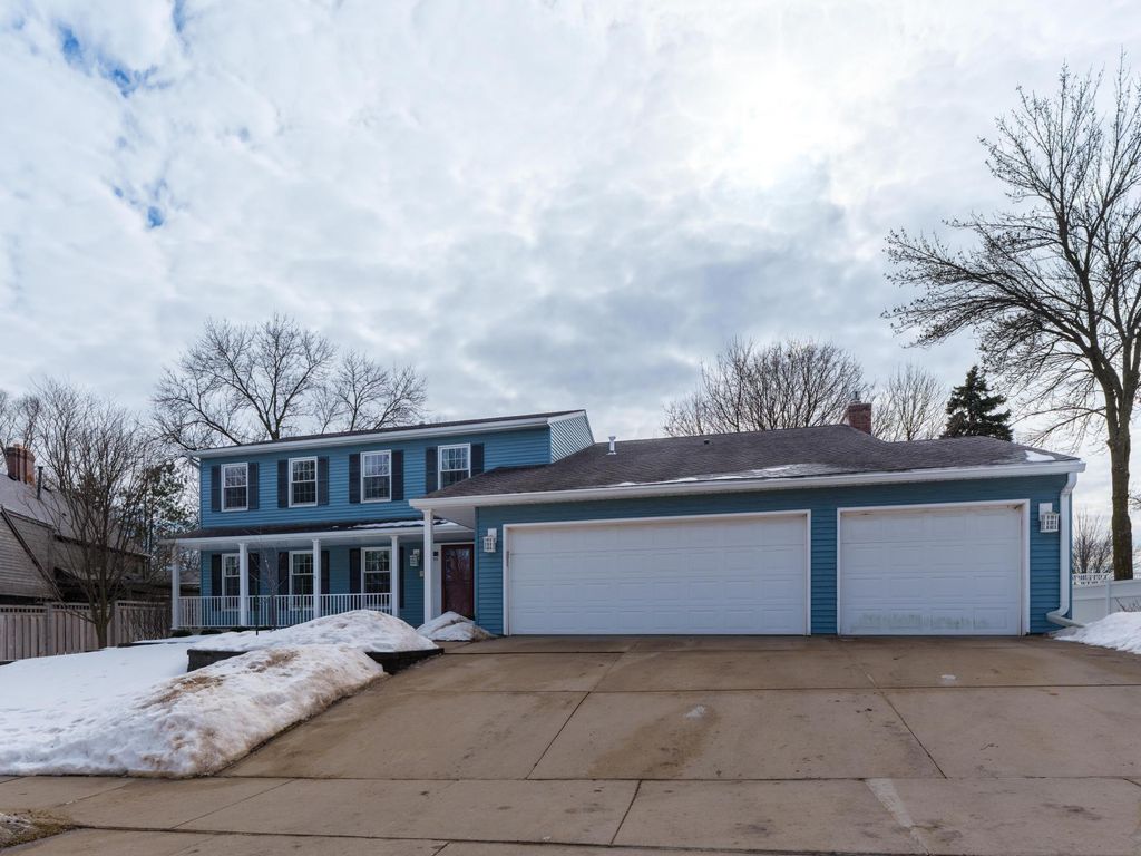 Photo of 2020 16th Street NE, Rochester, MN 55906 (MLS # 7017583)