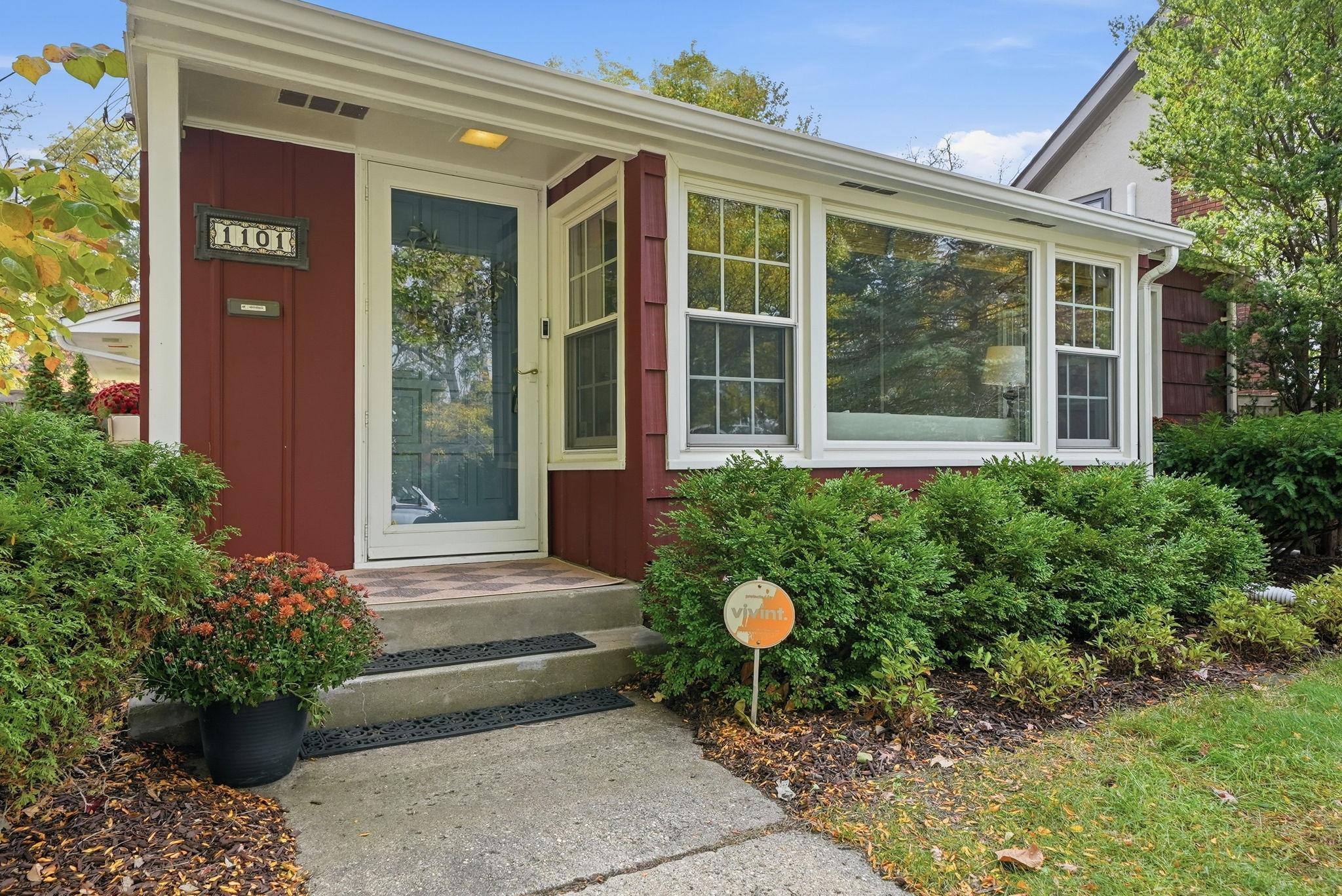 1101 W 53rd Street